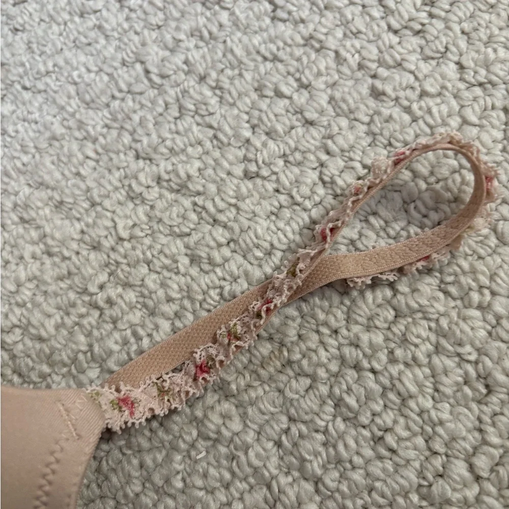 Wacoal Bra / nude with delicate lace 36 AA - Picture 3 of 7